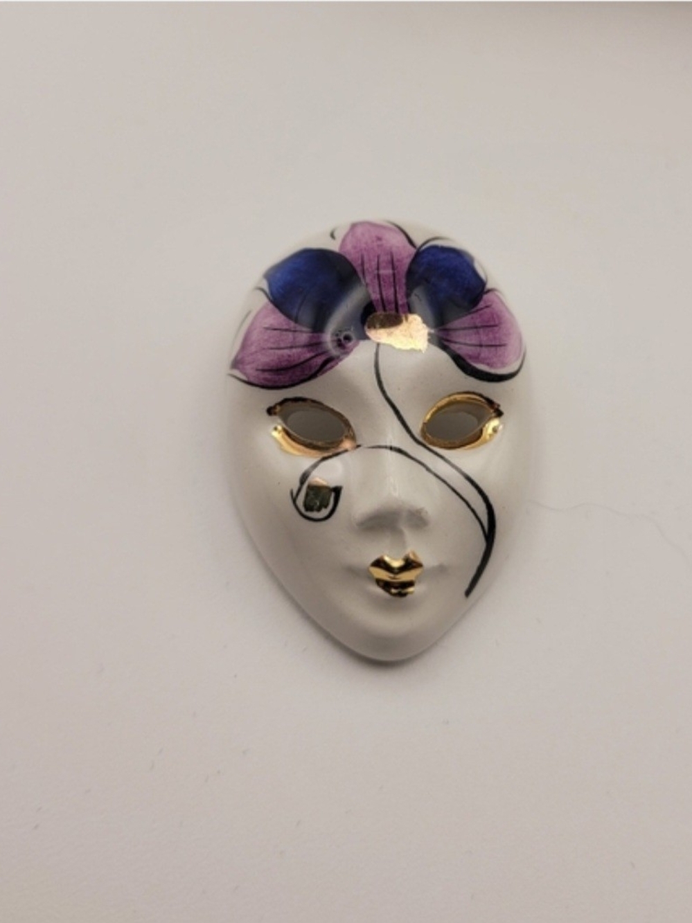 Vintage Ceeamic Theatrical Face Mask Pin